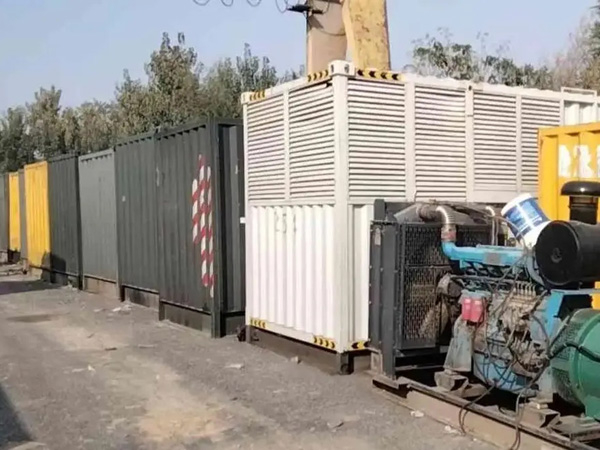 三原200KW柴油发电机机组每小时油耗是多少？